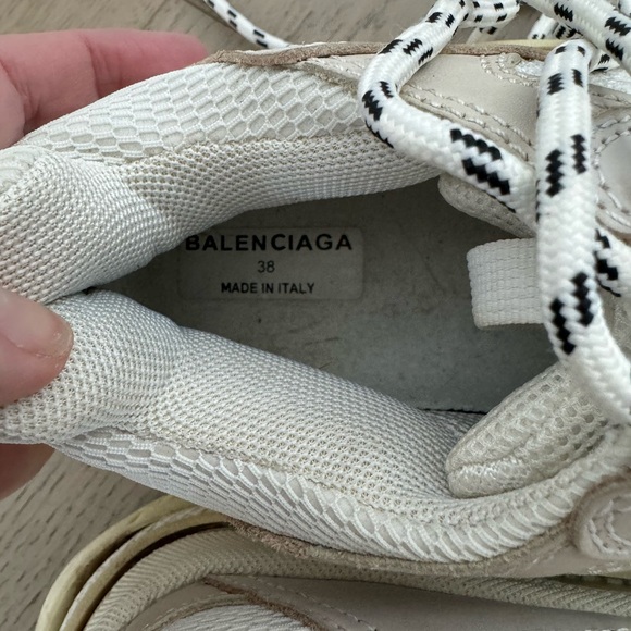 Balenciaga Triple S Leather Trainers White - Picture 9 of 9